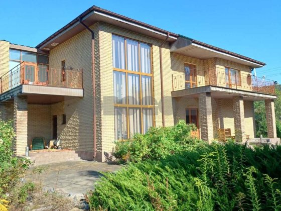 Продаж двоповерхового будинку село Нові Безрадичі Нові Безрадичі