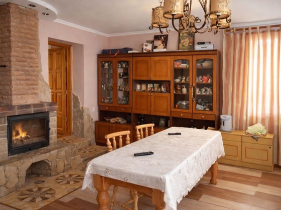 Будинок з ремонтом  Михайлівка-Рубеж.Є Баня та більярд . Під програми. Михайловка-Рубежовка