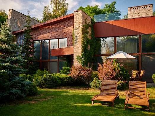 Продам резиденцію(1200м2)з ремонтом на 3га лісу, Новообухівська траса - фото 1