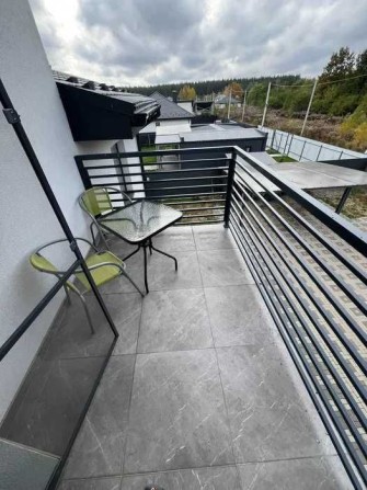 Без комісії, будинок площею 225 кв.м., ділянка 9 соток, 5 кімнат - фото 1