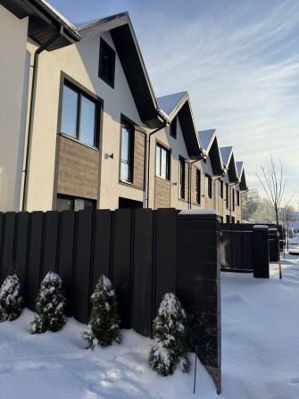 Таунхаус, ГАЗ, поруч парк, ВІДЕОНАГЛЯД, вуличні комірки, WiFi, Face ID - фото 1