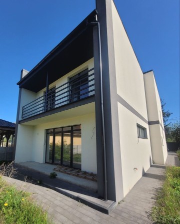 Міське ОЗЕРО ГОТОВИЙ  2-х поверховий будинок з гаражем - фото 1