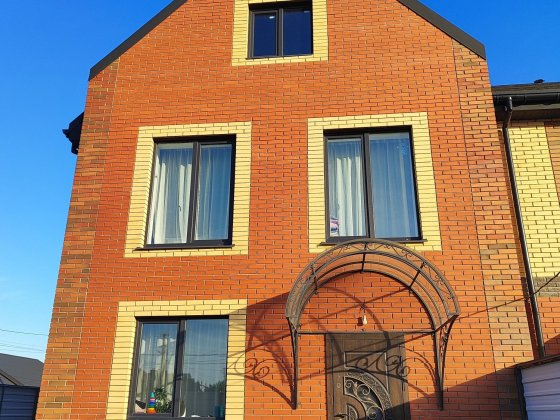 Продам ТАУНХАУС на Лєтрі Біла Церква