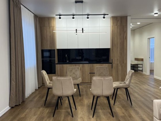 Будинок з ремонтом та меблями!!! Буча