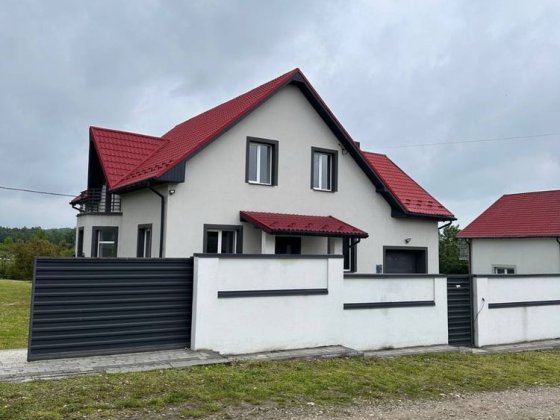 Продається будинок на 8 сотих  216 м² Калуське шосе Івано-Франківськ