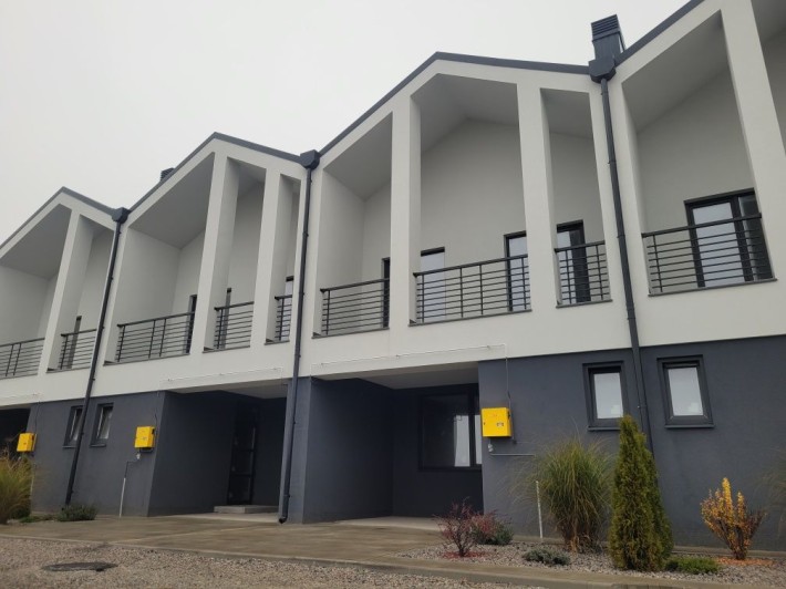 Продам сучасний таунхаус - фото 1