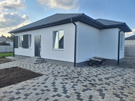 Будинок 90м + 5 соток біля центру міста вул Бежівка Бориспіль