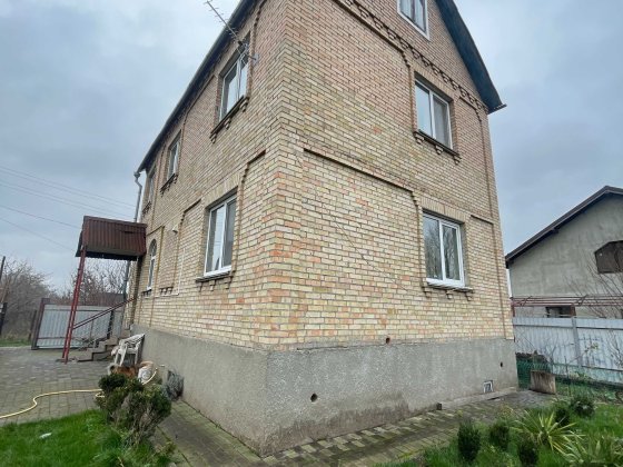 Будинок за ціною квартири, 146м2, Оф. мінімал. Буча