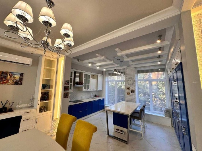 Будинок у Бучі з ремонтом і меблями, 4 кімнати + балкон - фото 1