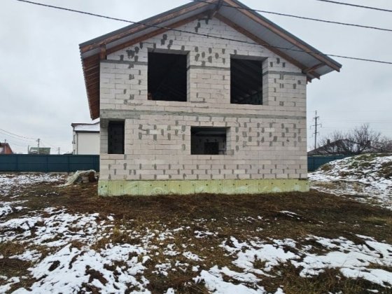 БУДИНОК 135 кв.м. на 10 сотках поряд з КИЇВСЬКИМ ШЛЯХОМ Бориспіль