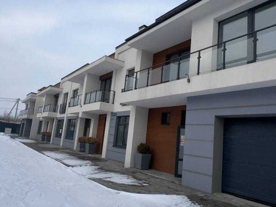 Таунхаус в Котеджному Містечку біля Річки Івано-Франківськ