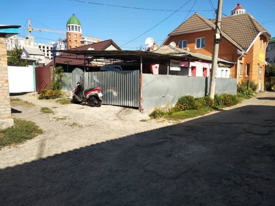 Ч-Будинок в центре города Біла Церква