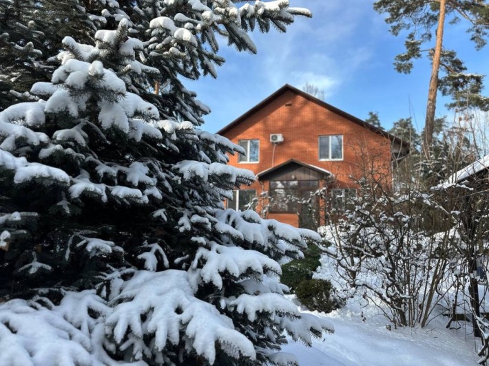 Гарний будинок в лісовій Бучі. Ремонт, меблі. Газ. - фото 1