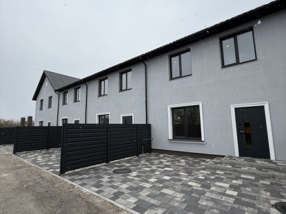 Продам таунхаус Лєтра . Таращанський Біла Церква
