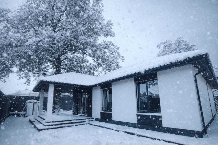 Продаж готового будинку в Лісовій Бучі на 5 соток землі Газ - фото 1