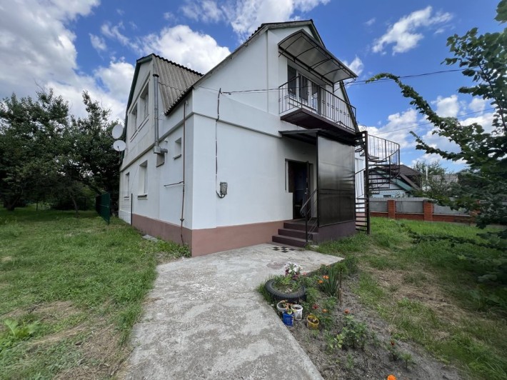 Продаж будинку в місті Буча. Ділянка 9,5 соток - фото 1