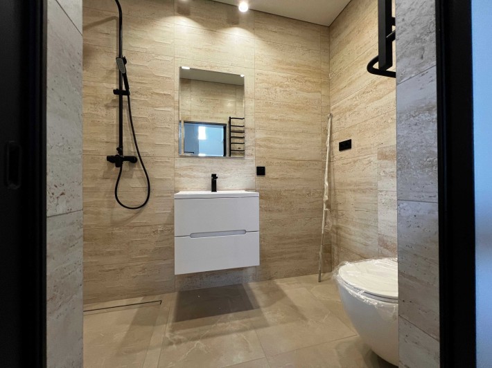 до Авенір Плаза 3 хв. Дуплекс з газом та ремонтом в центрі Бучі без % - фото 1