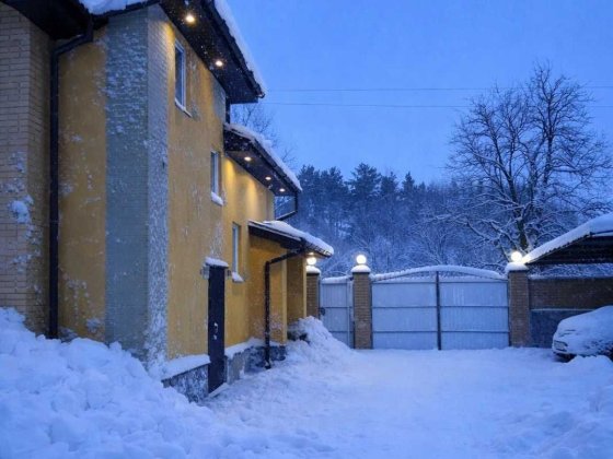 Продаж 2 поверхового будинку Власниця.