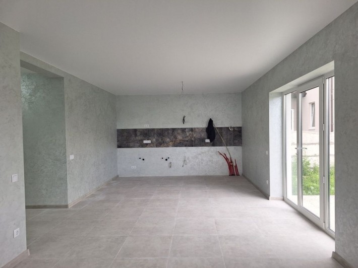 Будинок 85м з РЕМОНТОМ+ тераса +5 соток м.Бориспіль - фото 1