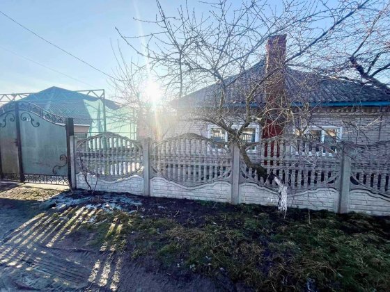 Продам будинок 3км від Кременчука (Піщане). Можливий сертифікат!