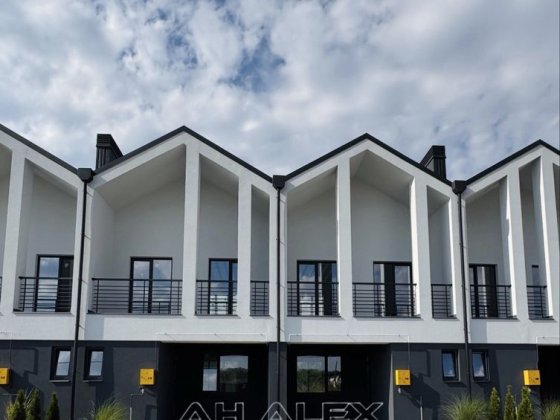 Продам сучасний таунхаус військбуд Біла Церква