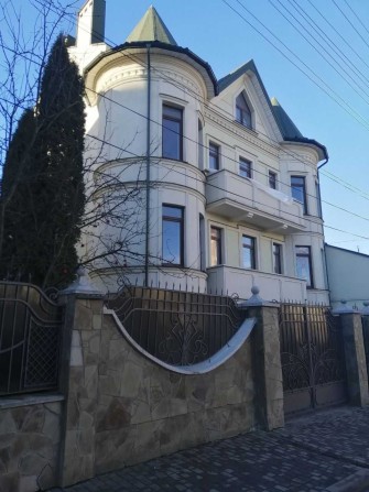 ЧУДОВА ПРОПОЗИЦІЯ! ТРИПОВЕРХОВИЙ будинок із цокольним поверхом - фото 1