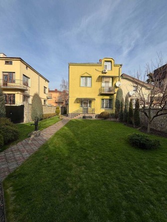 Будинок в центрі! - фото 1