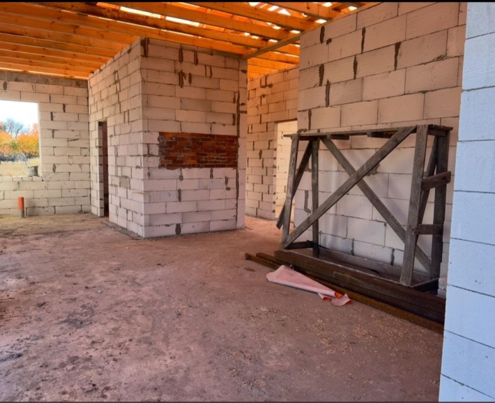 Продам будинок. Військбуд. Новобудова. 7 соток - фото 1