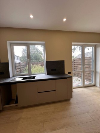 Таунхаус з ремонтом КМ Лісове єОселя Сертифікат Розстрочка Газ - фото 1