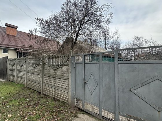 Продаж будинку вул.Ватутіна (р-н Новоіванівського ринку)