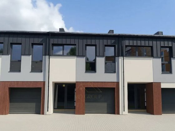 Продається Будинок/Таунхаус 155 м2 з гаражем готовий до ремонту!!! Івано-Франківськ