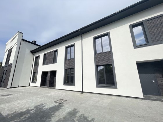 Продам таунхаус в  Ірпені, всі центральні комунікаці, газ Ирпень