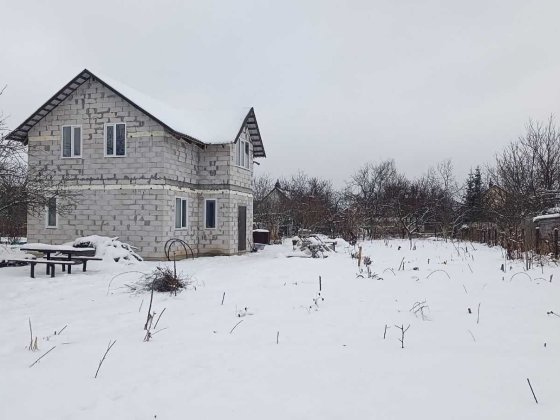 Будинок з ділянкою в центрі Бучи! Є всі коммунікації. 12 соток Буча