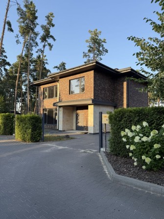 Преміум-будинок 217 м² біля Бучі, 10 соток,Розтермінування - фото 1