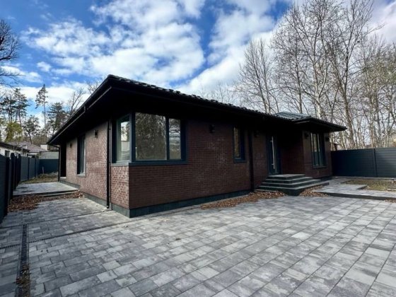 Продаж одноповерхового будинку у Лісовій Бучі, 7 соток, керамоблок Буча