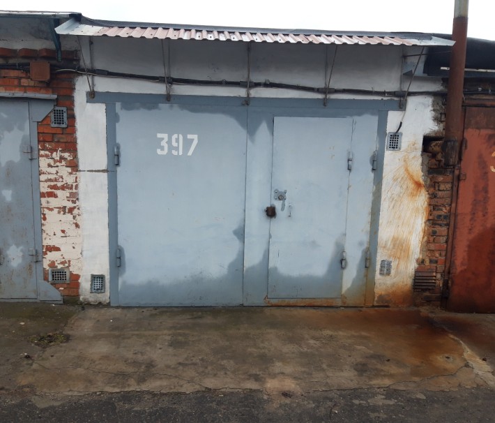 Продаю гараж в корабельном районе кооператив Металлург - фото 1