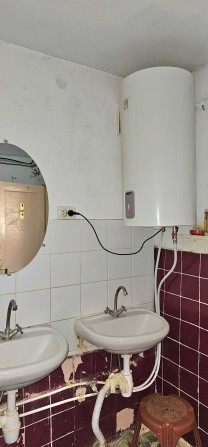 КІМНАТА у гуртожитку, Виставка зупинка Поліклініка № 2 - фото 1