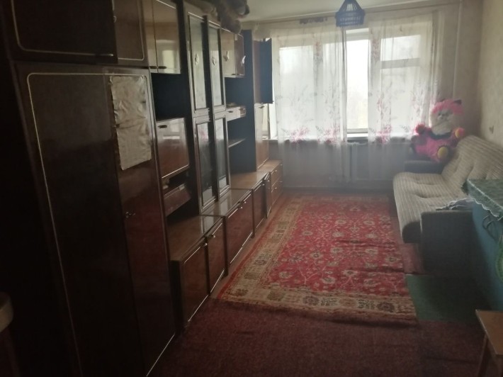 Сдается комната. В ХОРОШЕМ состоянии. С мебелью.ремонта не требуется - фото 1