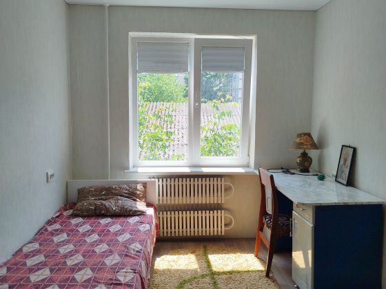 Візьму на підселення в окрему кімнату дівчину Івано-Франківськ