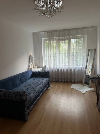 Шукаємо дівчинку на підселленя. Каскад. Двокімнатна квартира. - фото 1