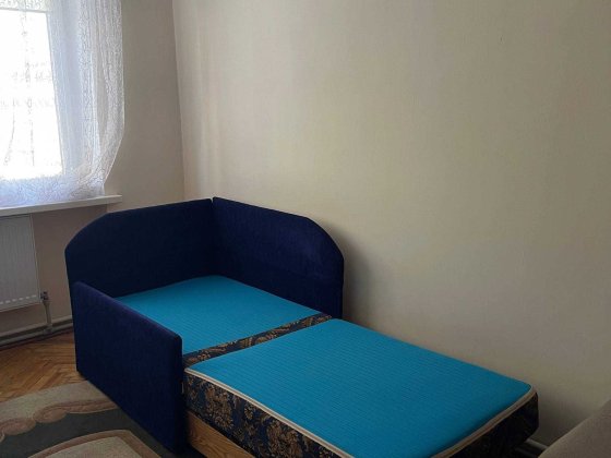 Оренда квартири, підселення до дівчинки в кімнату. Тільки студенти. Івано-Франківськ