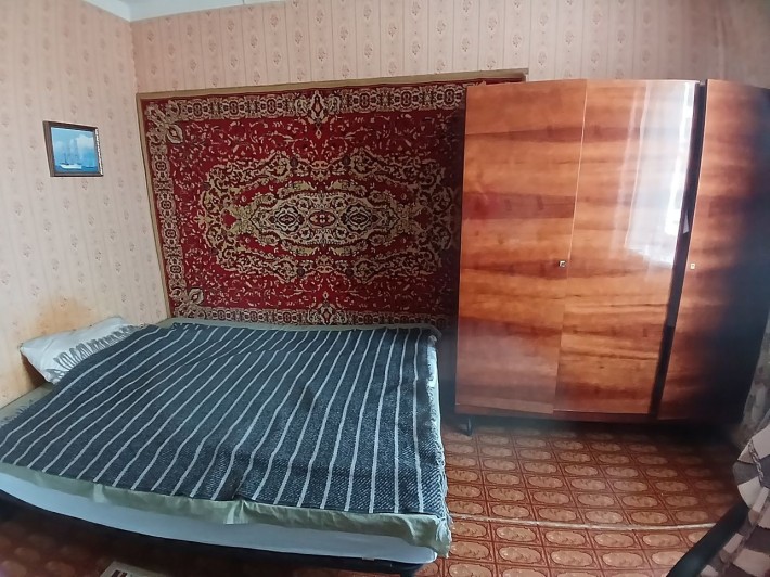 Кімната по кільцю , ціна вже з комуналкою - фото 1