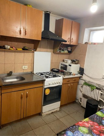 Оренда кімнати в гуртожитку - фото 1