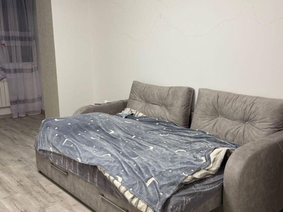 Потрібна дівчина в сусідню кімнату Тернопіль