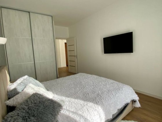 Однокімнатна гарна, затишна квартира! Чернівці