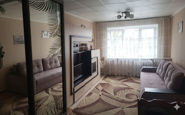 Здається кімната для  1 -ї дівчини  в гуртожитку - фото 1