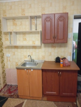 Сдам кімнату в гуртожитку мебліровану на 1поверсі - фото 1