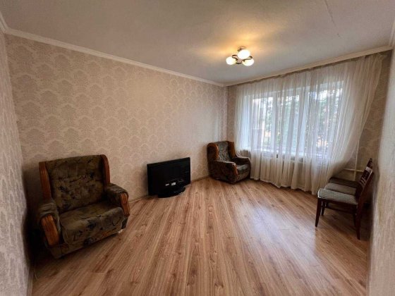 Дві кімнати у гуртожитку вулиця Любецька