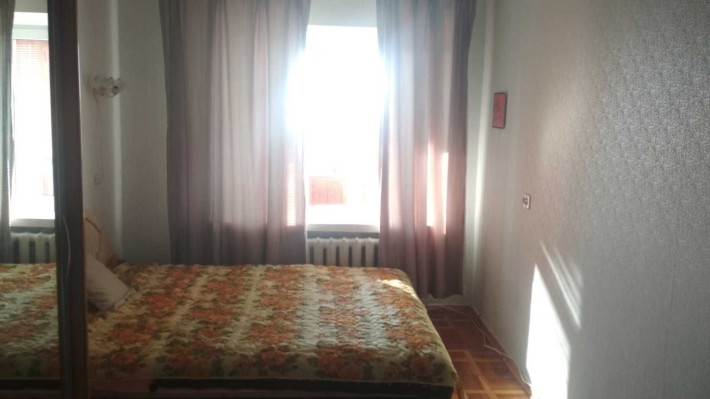 Здам кімнату дівчині ,жінці у квартирі ,аренда комнаты девушке женщине - фото 1