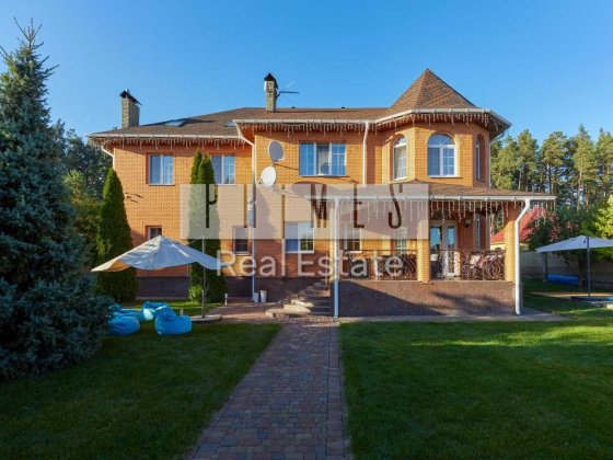 Продаж 5к будинку, басейн, ділянка 15 соток, вул. Лісова, с. Петрушки Петрушки